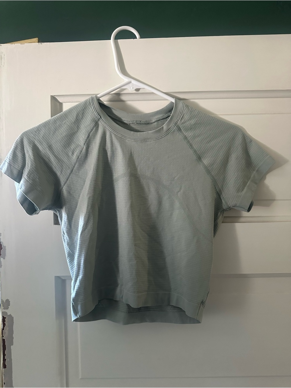 Lululemon Light Sage Short Sleeve Crop Top
